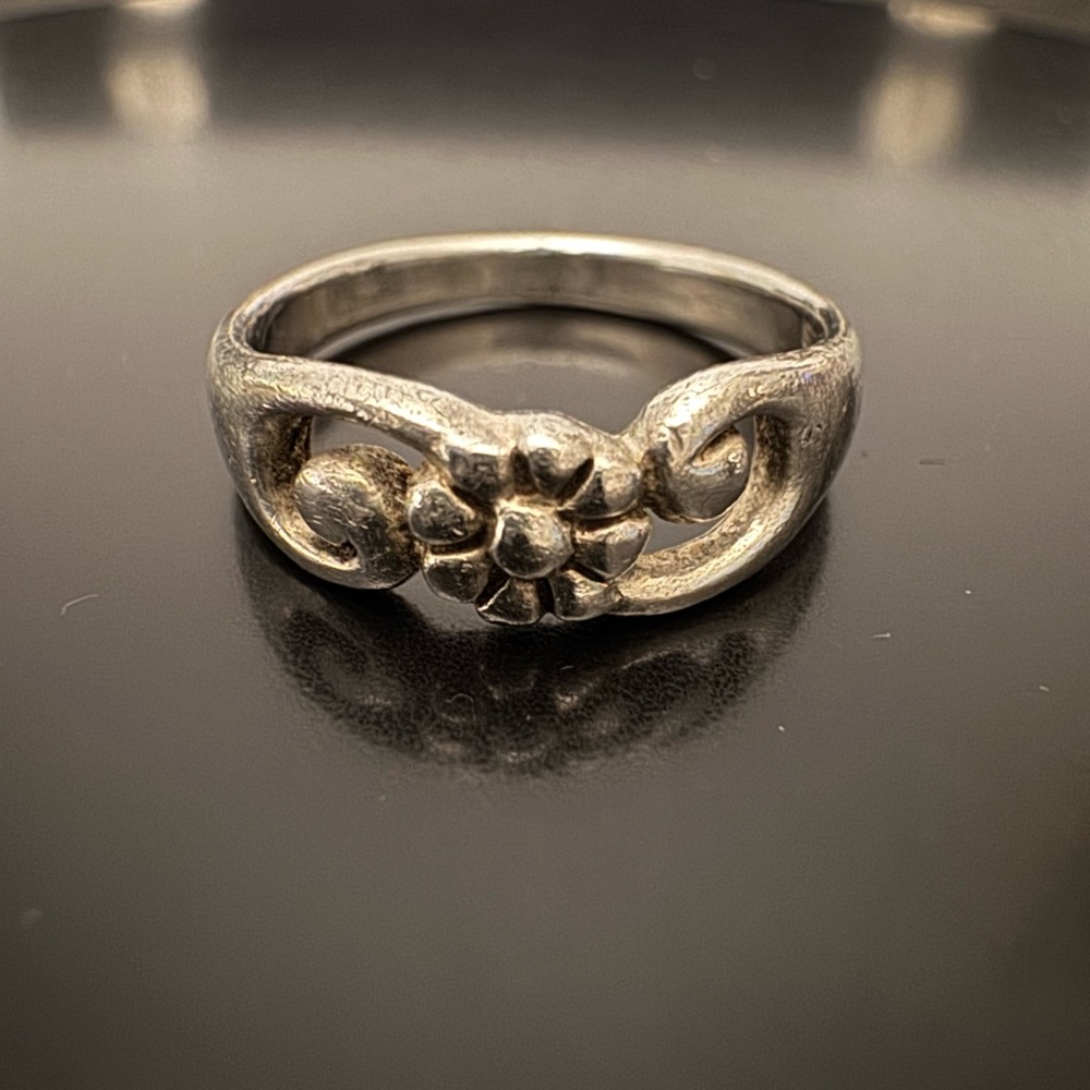 Sterling Silver Flower Scrollwork Ring - image 1